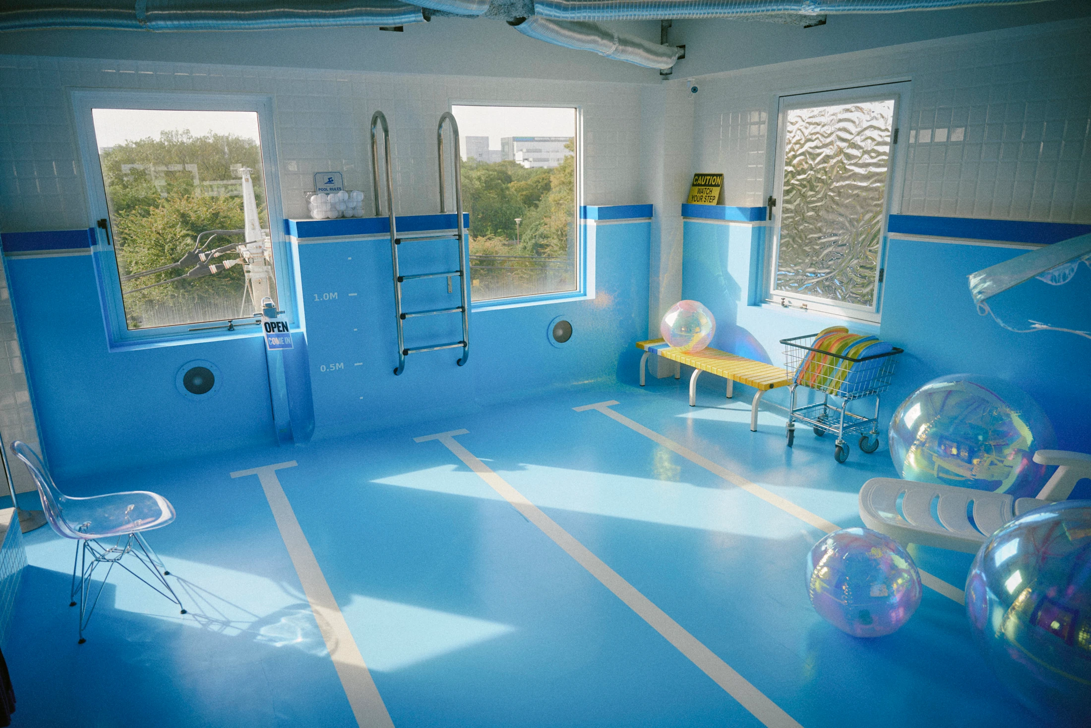 BLUE POOL